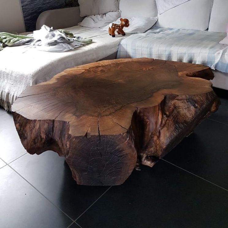 Naturstamm-Tisch